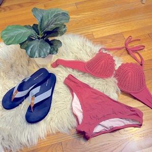 Swimwear bikini top knitted size large